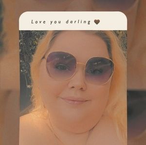 Meet your Posher, Athena